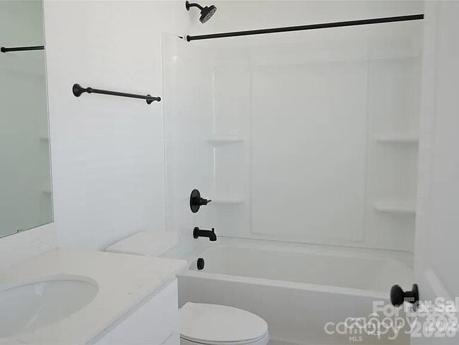 Building Photo - 816 Fairview St