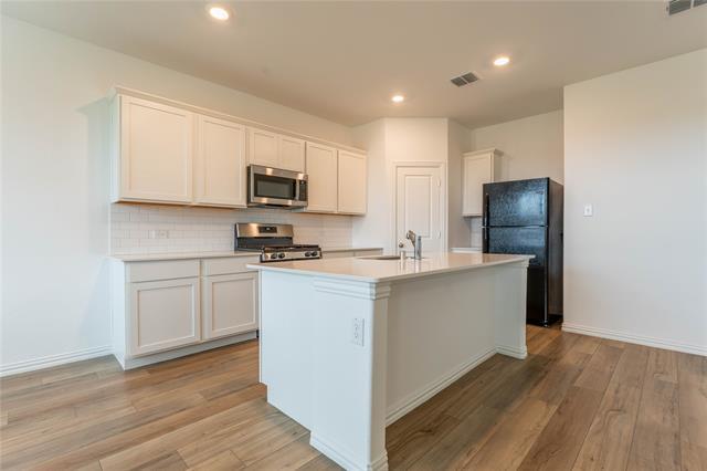 Building Photo - 3616 Mallard Wy