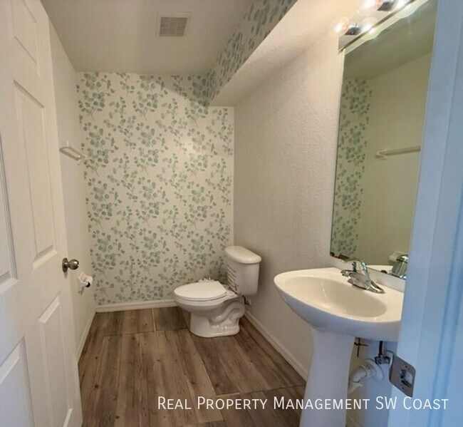 Building Photo - 5172 Leeds Rd