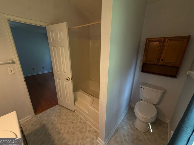 Building Photo - 3897 Saddlecreek Dr