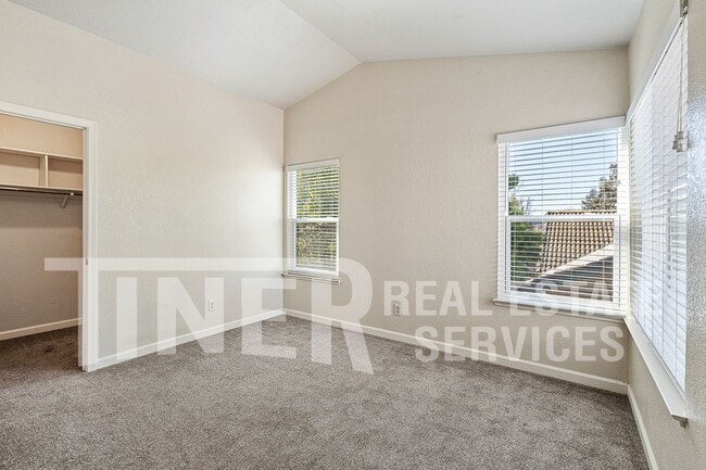 Building Photo - 5626 Bolton Way