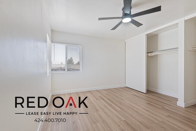 Building Photo - 3401 Ocean Park Blvd