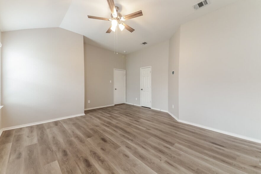 Building Photo - 506 Oxford Loop