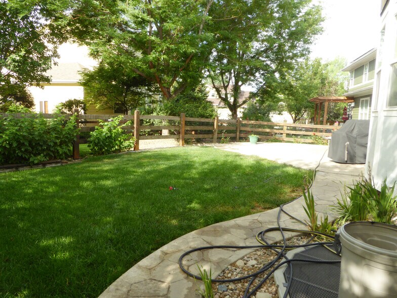 Building Photo - 3815 Little Dipper Dr