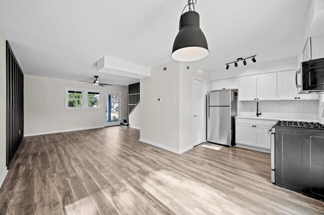 Building Photo - 1616 Boyer St