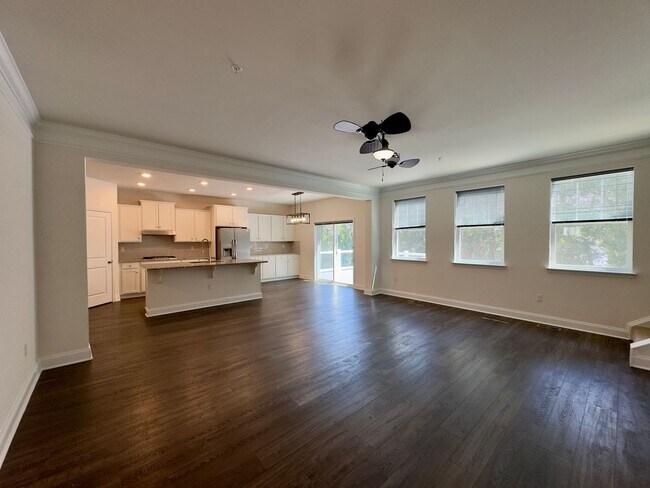 Building Photo - Charming 4 Bedroom/2.5 Bathroom Home in Bel Air, MD!