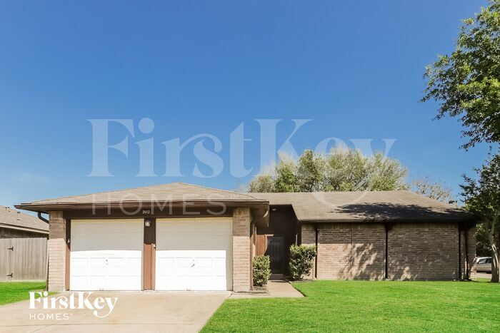 Primary Photo - 2602 Woodsorrel Dr