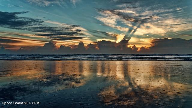 Building Photo - 208 Tin Roof Ave