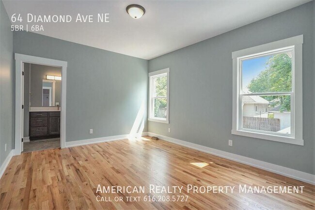 Building Photo - 64 Diamond Ave NE