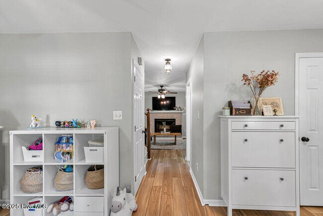 Building Photo - 149 Dockside Dr