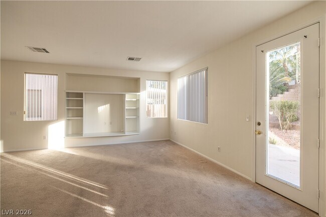 Building Photo - 191 Duck Hollow Ave