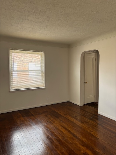 Building Photo - 21608 Moross Rd