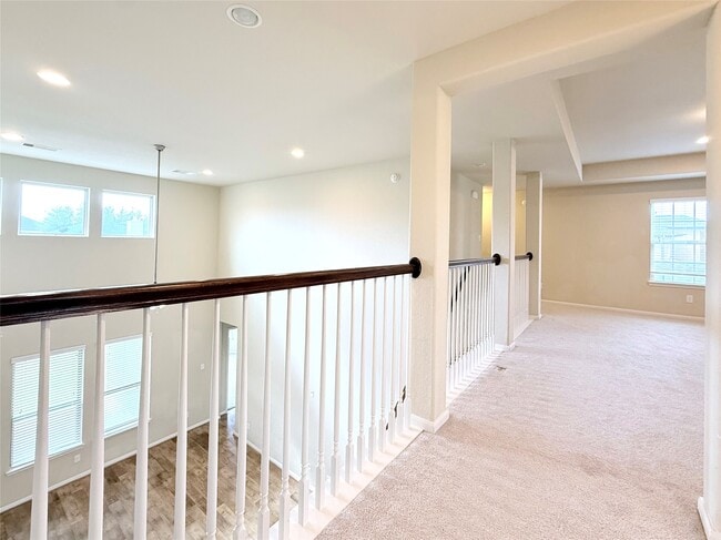 Building Photo - 16927 Wedgeside Pk