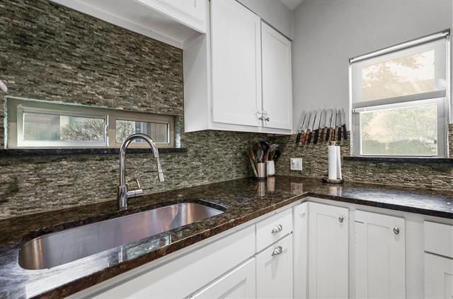 Building Photo - 4319 Cabell Dr