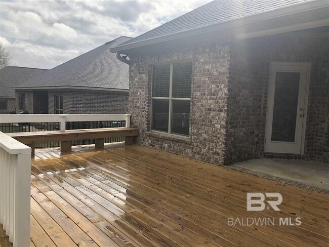 Building Photo - 30220 Persimmon Dr