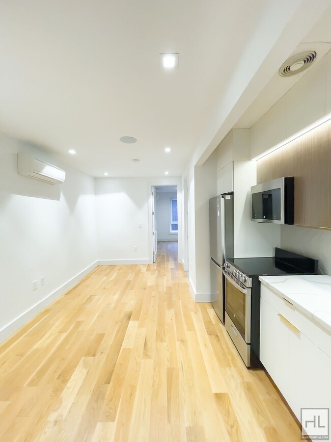 Building Photo - EAST 96 STREET / Renovated 1-Bed 1-Bath / ...