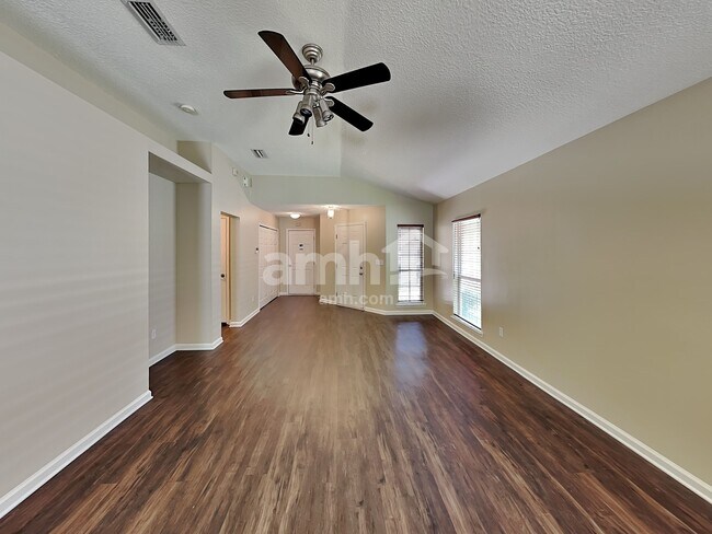 Building Photo - 3966 Pebble Brooke Cir S