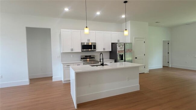 Building Photo - 14813 SW 47th Ct