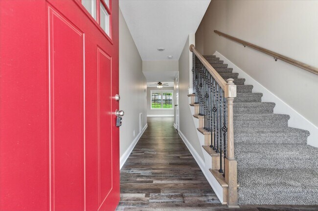 Building Photo - Pet Friendly Three Bedroom!