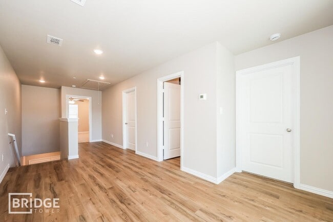 Building Photo - MARIGOLD PLAN