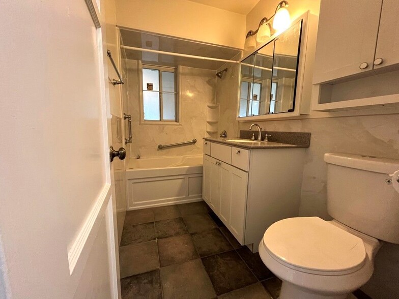 Building Photo - 5142 Brockbank Pl