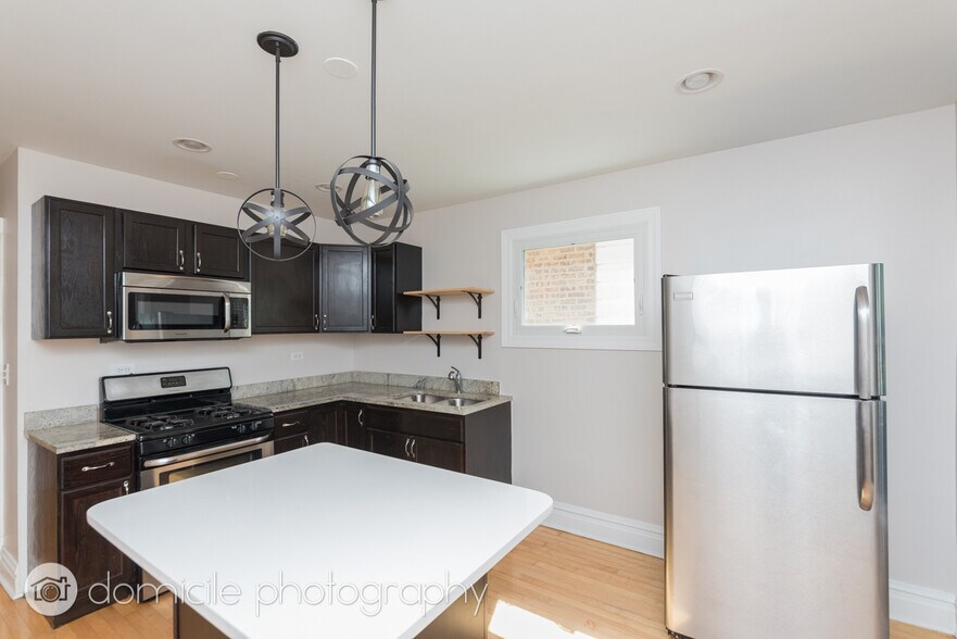 Building Photo - 4906 N Marmora Ave