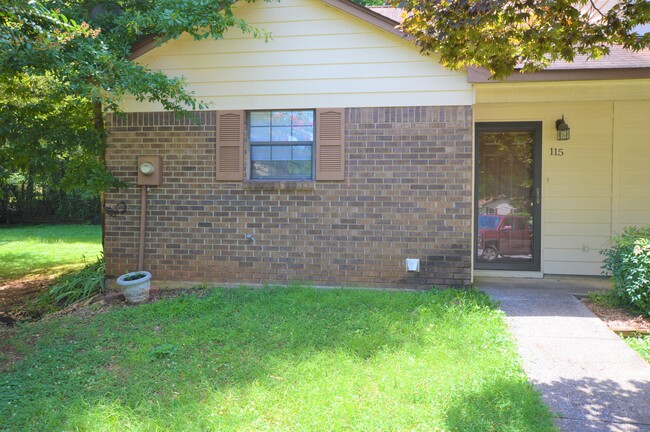 Primary Photo - 115 Gardner St