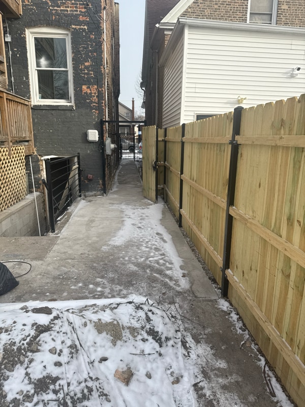 Building Photo - 6716 S Indiana Ave