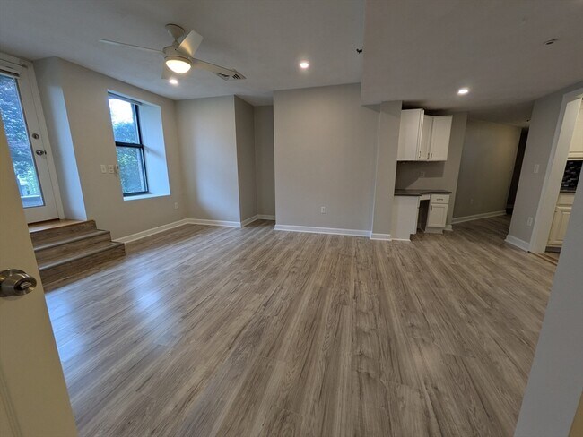 Building Photo - 155 Kendrick Ave