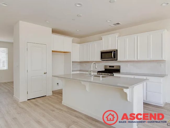 Building Photo - Alluring Home Off Hageman and Rudd Ave!