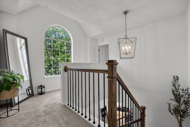 Building Photo - Bright. Spacious. Virginia Beach.