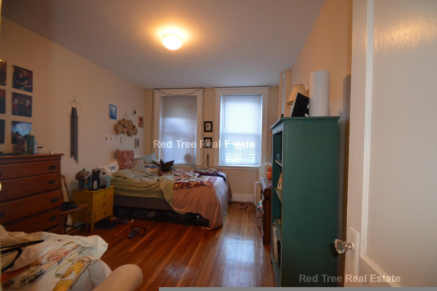 Building Photo - 110 Brainerd Rd