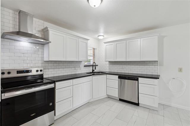 Building Photo - 2136 Van Cleave Dr