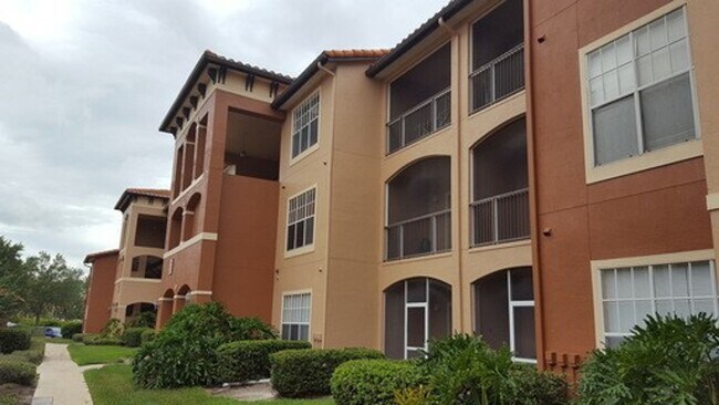 Building Photo - Luxury property. One bedroom condo