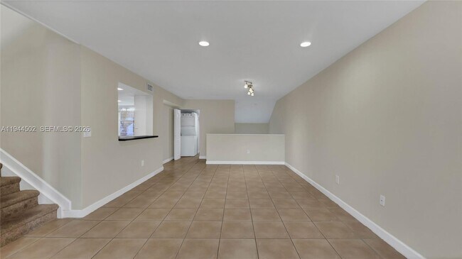 Building Photo - 4635 NW 97th Pl