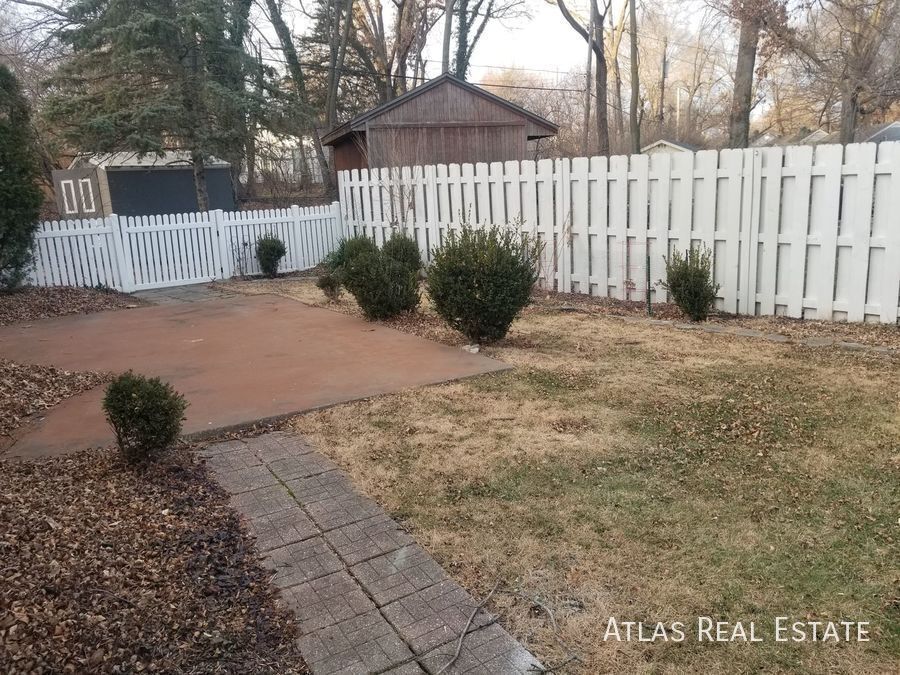 Building Photo - 7543 Booth Dr