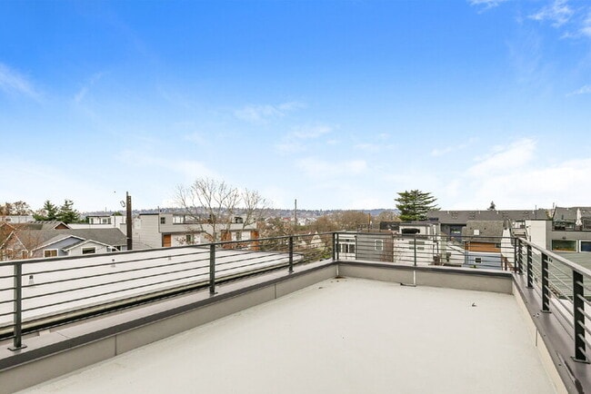 Building Photo - 824 NW 53rd St