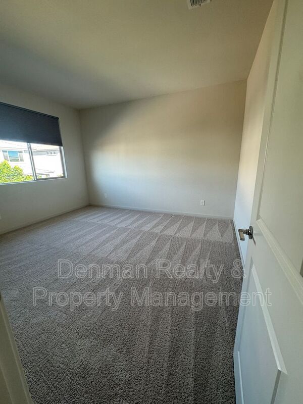 Building Photo - 3540 E Tina Dr