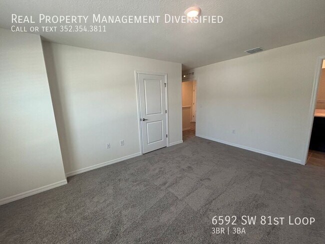 Building Photo - 6592 SW 81st Lp