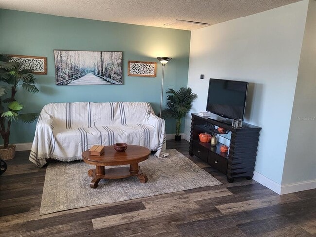 Building Photo - 601 Allegheny Dr