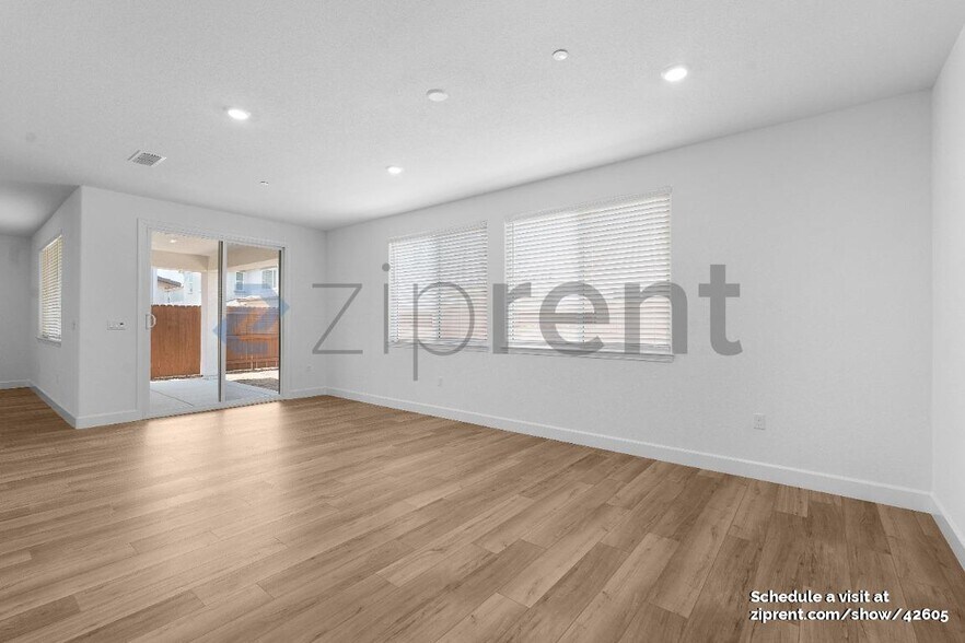 Building Photo - 6041 Meru Wy