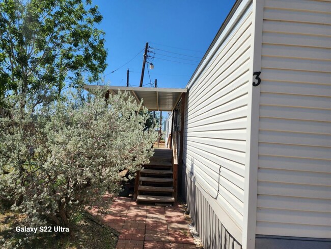 Building Photo - 1144 Gary Terrace