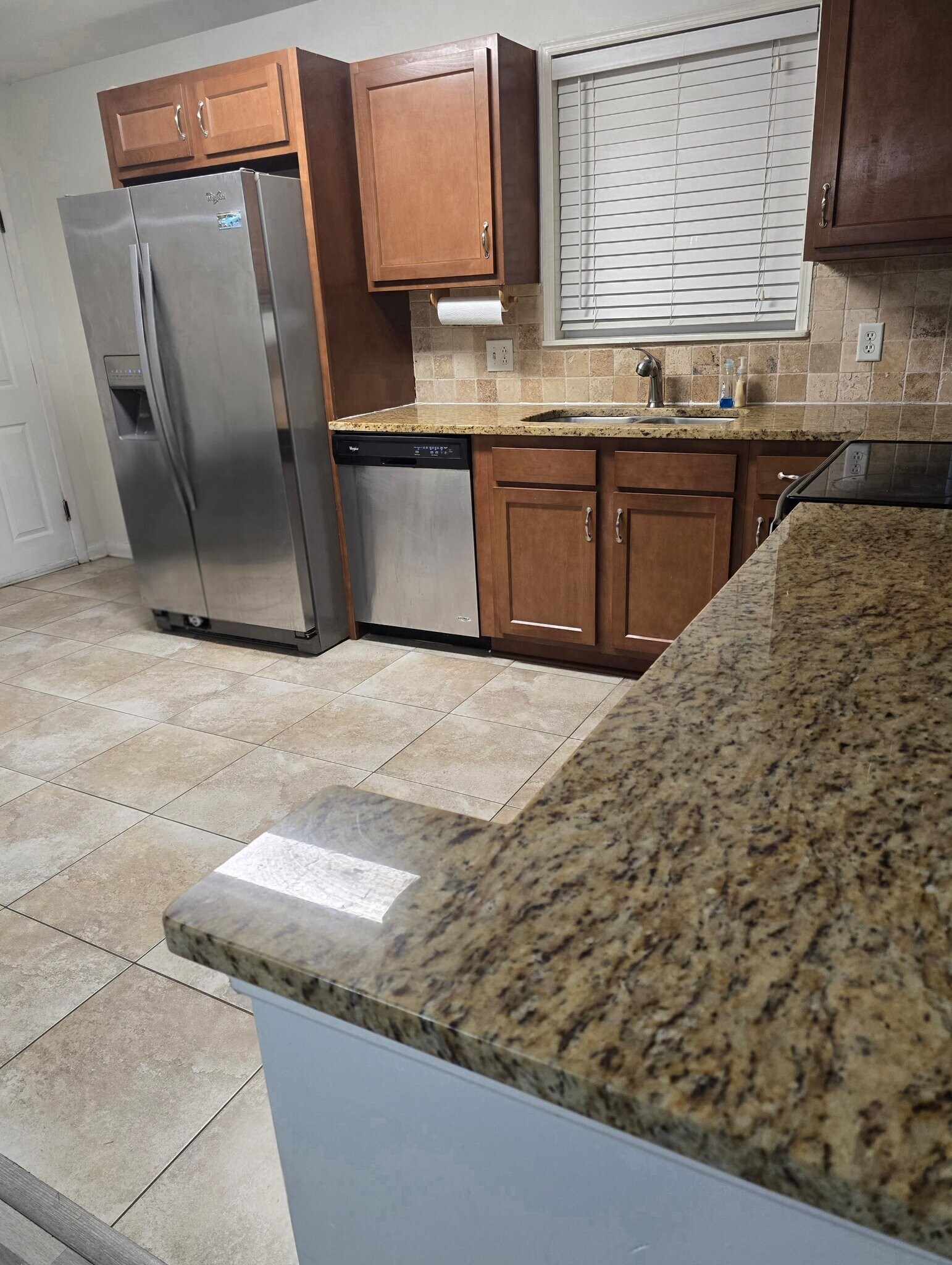 Building Photo - 6145 Vasari Dr