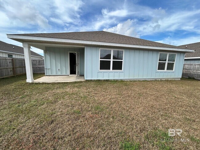 Building Photo - 20866 Petal Dr