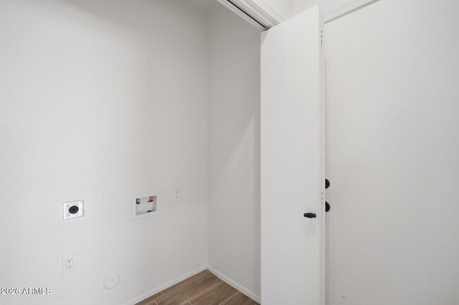 Building Photo - 22408 N Las Vegas Dr