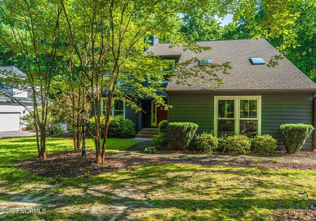 Primary Photo - 145 Sandhurst Pl
