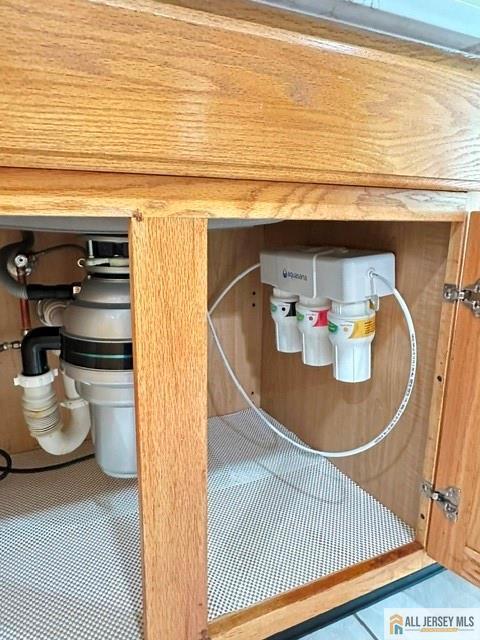 Building Photo - 1905 Dahlia Cir