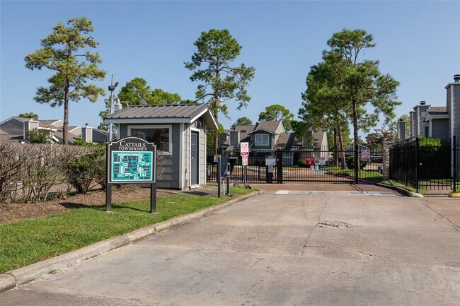 Building Photo - 12232 Bob White Dr