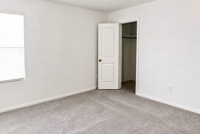 Building Photo - 14978 N Ascot Bend Cir