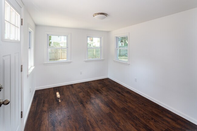 Building Photo - 40 Assisi Way